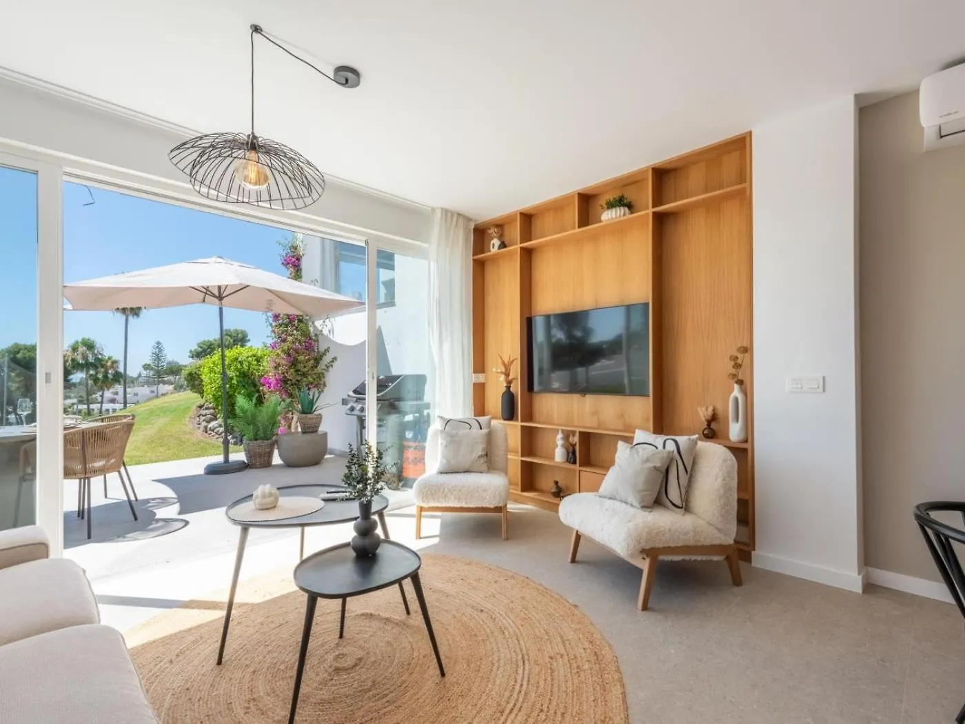 Apartamento Azahara1, Panoramic Views And Frontline Golf Marbella